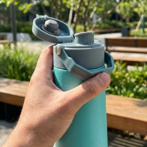 Garrafa Térmica 650ml YT-1002 - Imagem 2