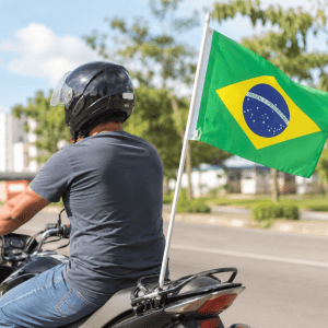 Caixa 300 Peças Bandeira do Brasil com Haste para Moto - Imagem 3